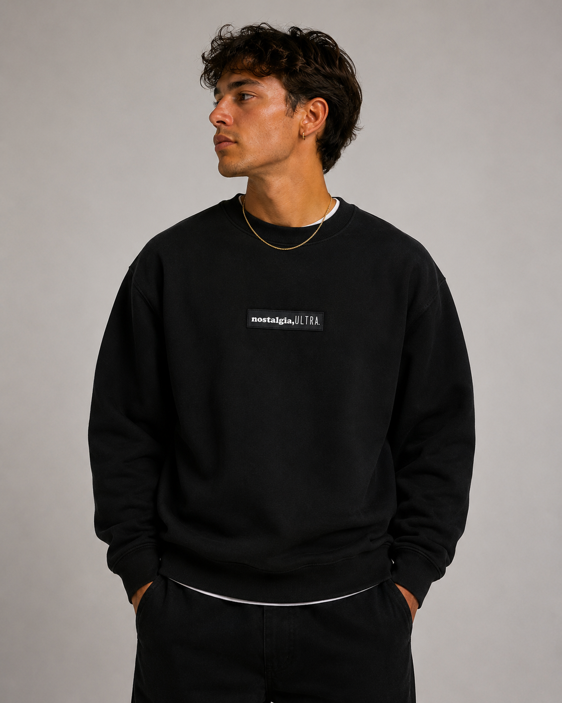BOX LOGO BLACK CREWNECK